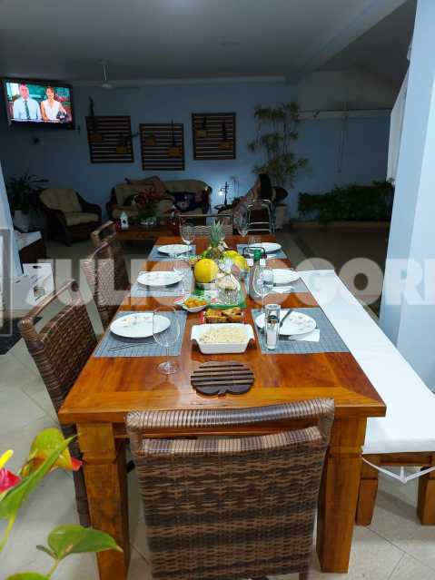 a616eca0-b987-436f-bf7c-414258 - 12