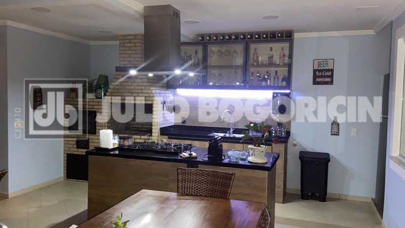 ce923908-9b32-43e9-b54e-625355 - 8