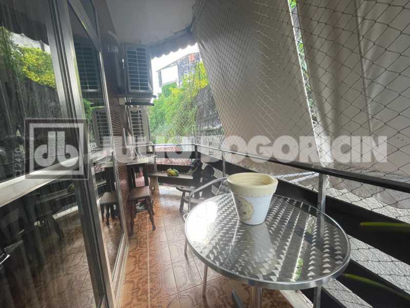 02jardimguanabaravarandasala03 - 2