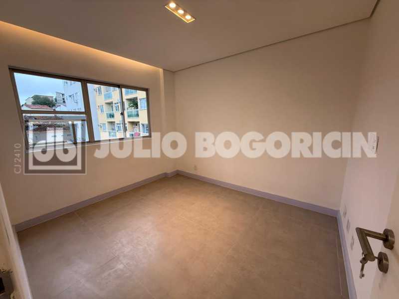 WhatsApp Image 2025-12-04 at 1 - 7