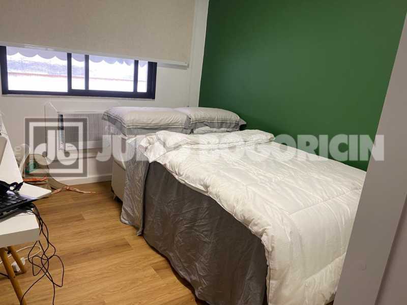 496dd3cb-3fcf-46de-a431-a19e98 - 18