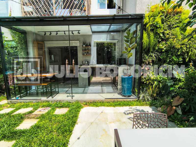 AP 820K STORIES 3. - 13