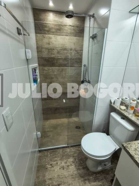 AP 820K STORIES 7. - 17