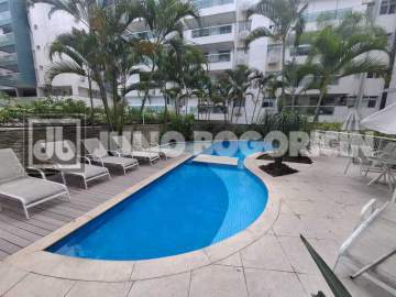 Apartamento : / Residencial / Freguesia (Jacarepaguá) - JBJ204246