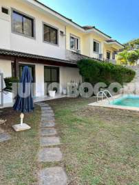 Julio Bogoricin Vende Casa Duplex 3 Quartos ( 1 Suíte ) Piscina e Churrasqueira - JBJ602024