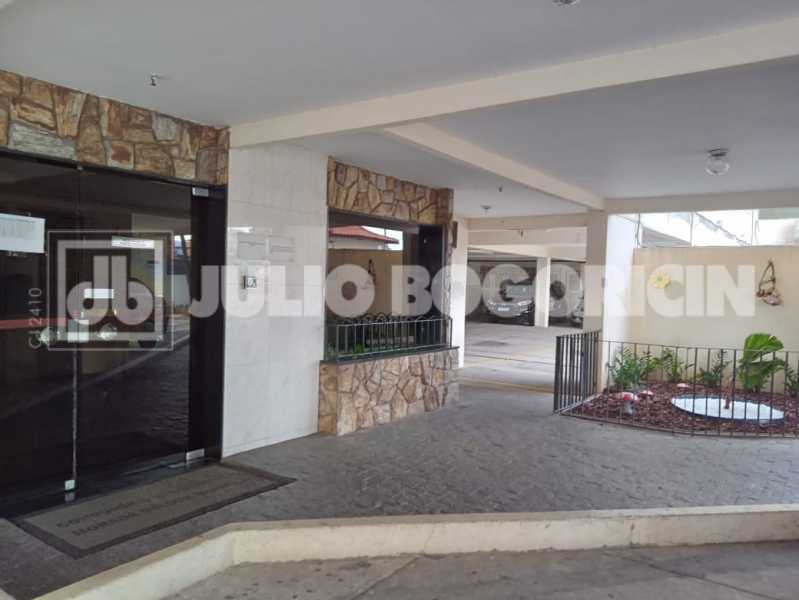 ef6adf15-1325-4a05-8b57-2b8f6b - 3