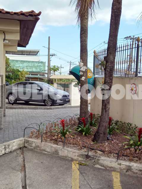 1153c9d6-84c9-406e-a5fa-b97960 - 12