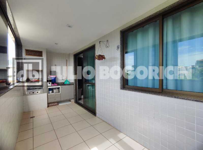 807b5413-ff34-4ddc-adc0-ea0f78 - 13