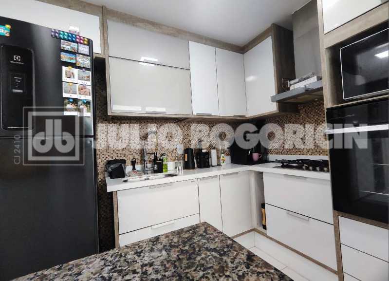 760f1363-42e0-4981-95ce-6ad9b8 - 14