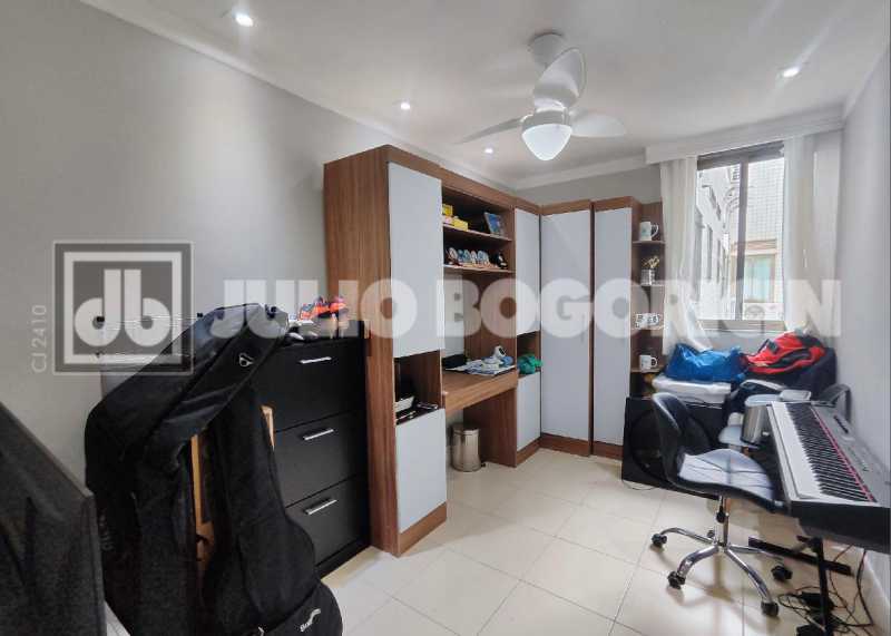 b1a7609a-34f2-47c7-8630-d58d8f - 25