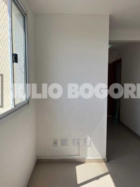 1afc0679-aee0-4431-887f-7b284a - 4