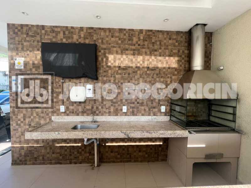 a252a868-db0f-43ab-b5c6-3d6d67 - 23