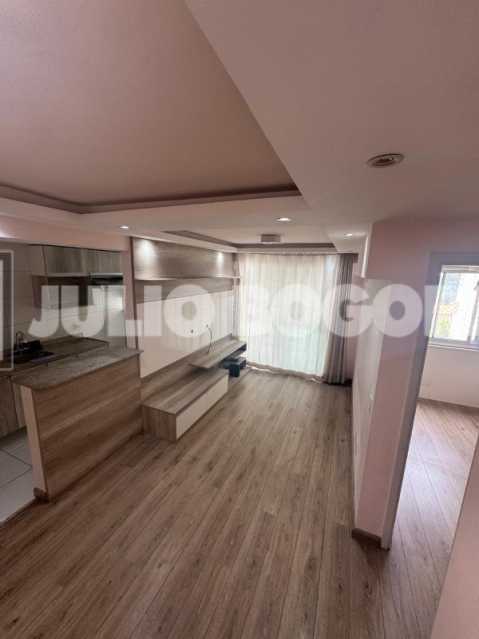 VERNISSAGE 445K 3. - 4