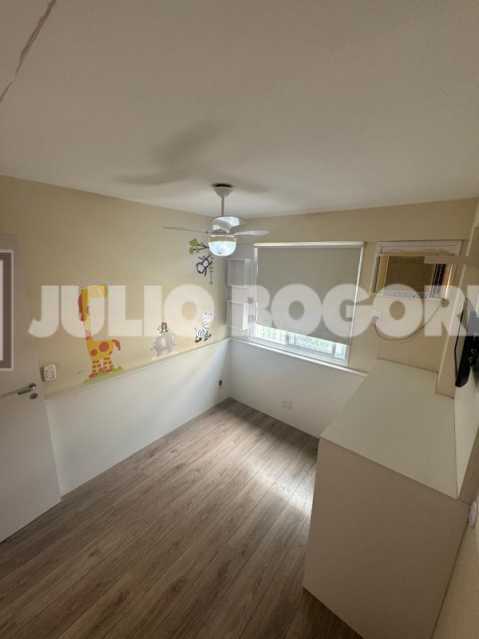 VERNISSAGE 445K 7. - 9