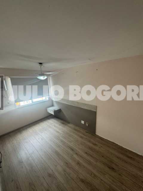 VERNISSAGE 445K 10. - 11