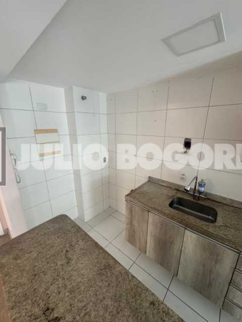 VERNISSAGE 445K 22. - 19