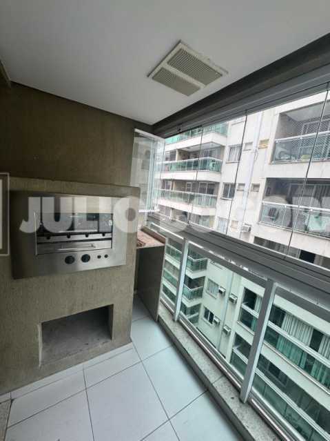 VERNISSAGE 445K 33. - 28