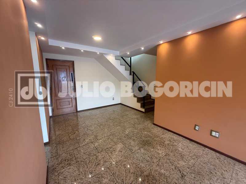 2b10707f-22f8-422f-98a1-8825b6 - 2