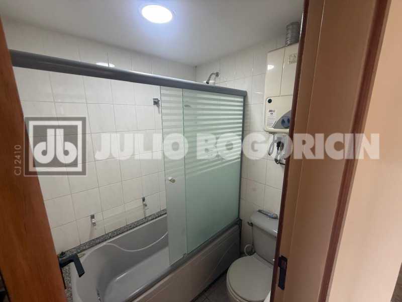 60a30b56-6b21-4038-b891-c0e209 - 18