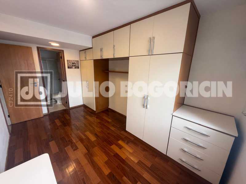 0512f677-9e48-4ee2-8ea7-63b583 - 8