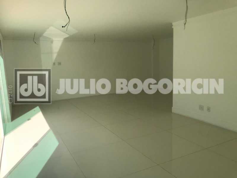 821e694f-de24-4837-939b-a3cdd9 - 8