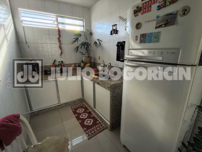 14bancarios2quartosjuliobogori - 14