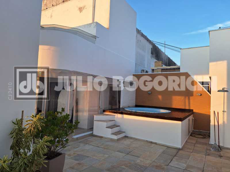 b6e2fa7c-9c42-4c49-9a03-8d02f3 - 3