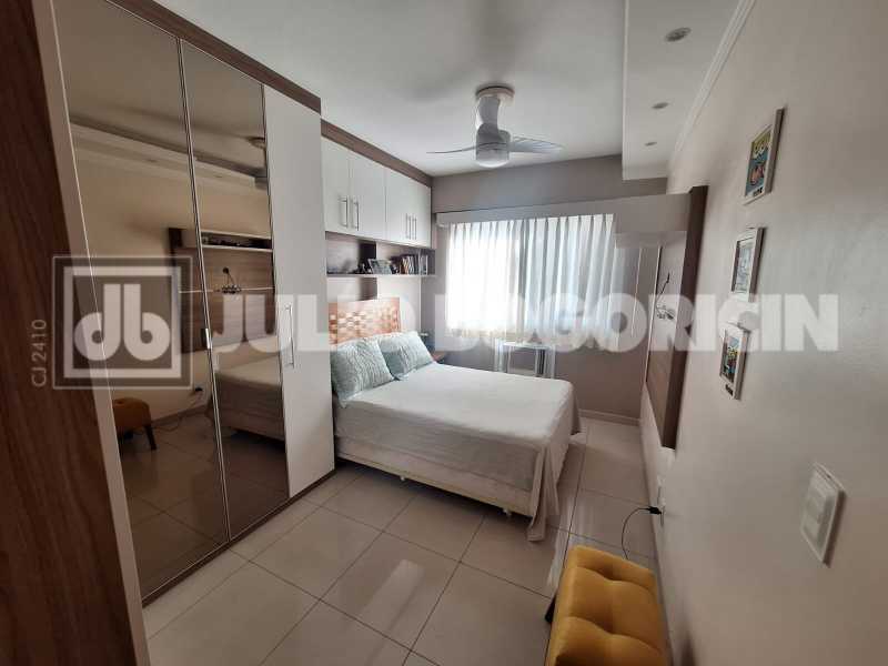 2b3dce66-05b0-49c2-89f3-d2ff7f - 9