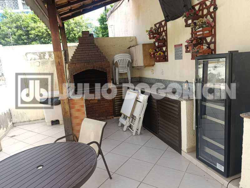 38 CHURRASQUEIRA. - 38