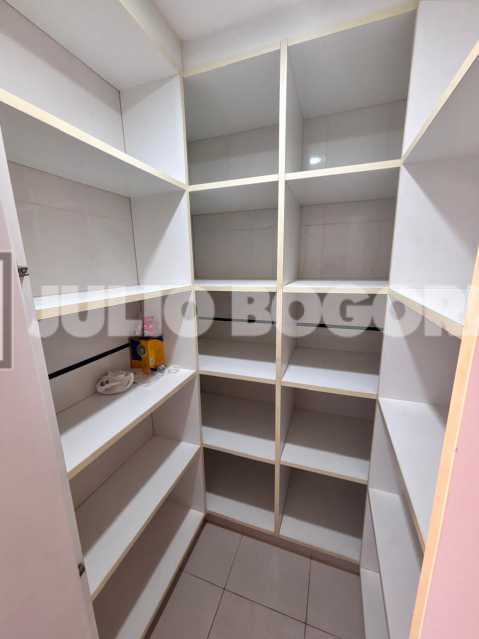 608585bd-19ff-4ec5-a03b-d5ecaa - 7