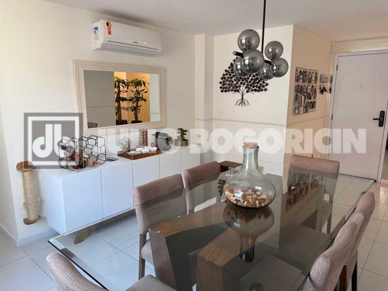 2FA94B16-5B96-469E-8A61-3A3F46 - 5