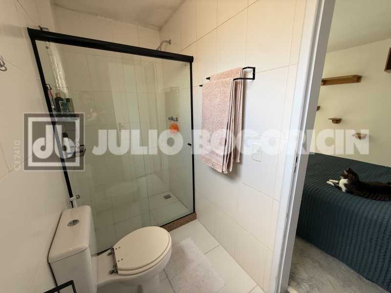 4183A7D2-E3A7-4506-855A-014051 - 20