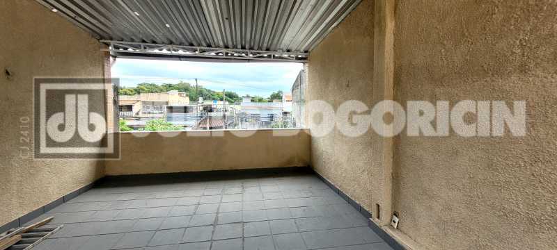 f5745441-5c45-43b1-b90e-aee4a2 - 35