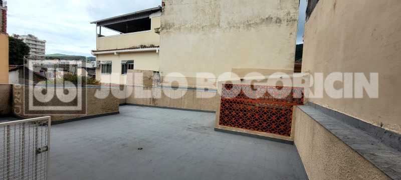 78ff7067-2052-4154-bf46-d8bcf7 - 17