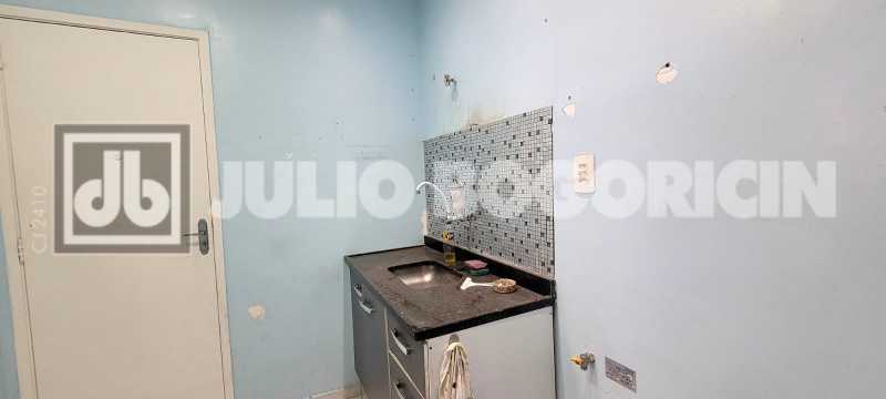 82a546b4-1803-43a8-a013-cc5401 - 13