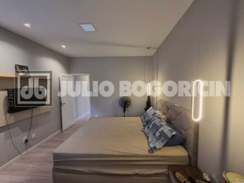 11 QUARTO SUÍTE. - 11