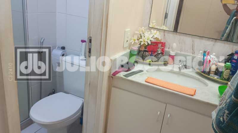 c46b3548-dc8d-4824-a184-c7756e - 25