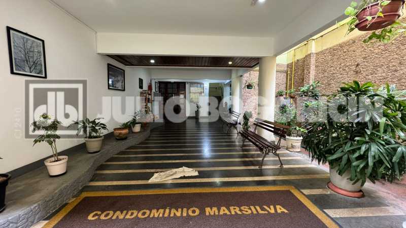 6a016846-d4fd-4d0b-a90e-afdede - 6