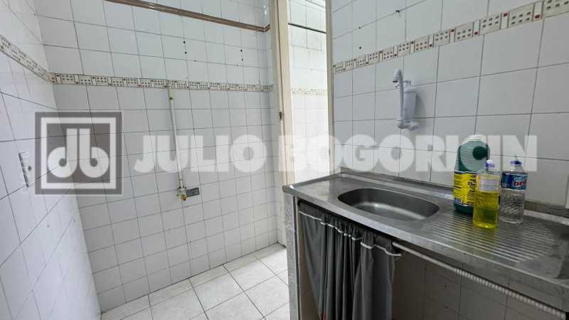 6d316ca6-2bc3-418c-af80-372f65 - 8