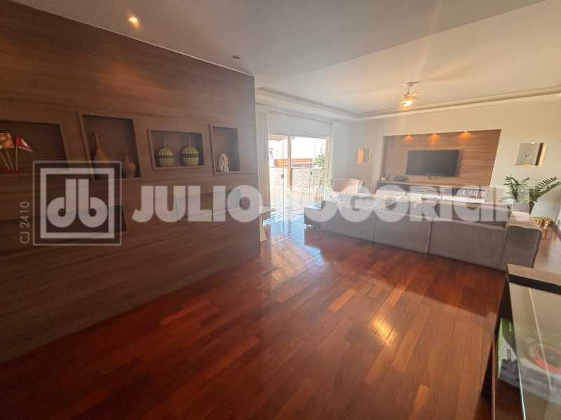 Conheça WhatsApp Image 2026-03-20 at 0 do imóvel - Cobertura linear - Dias da Cruz - 3 quartos (1 suite e closet) - Dependência completa - JBM502738 - 7 WhatsApp Image 2026-03-20 at 0 - 7