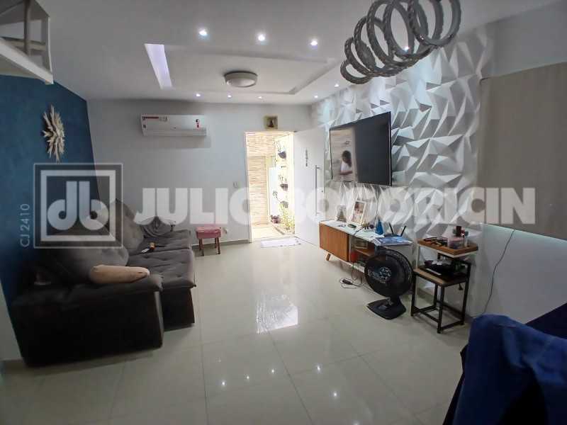 Conheça Virgínia vidal 430k 2. do imóvel - Casa Para Venda no Tanque 3 Suítes Piscina Terraço e Garagem - JBJ602060 - 2 Virgínia vidal 430k 2. - 2