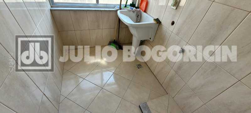 7073d804-47b5-4884-a8ba-74bfde - 25