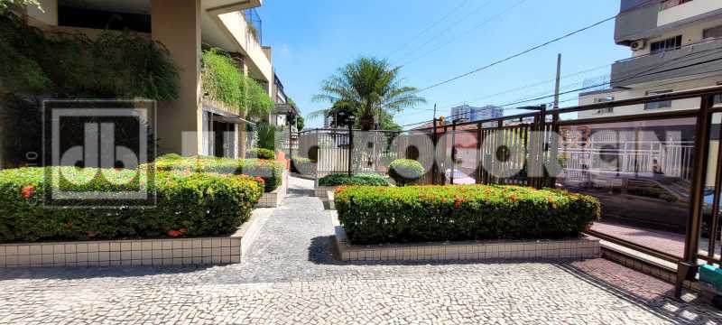 1cf73596-e907-4d3a-92f6-52abca - 37