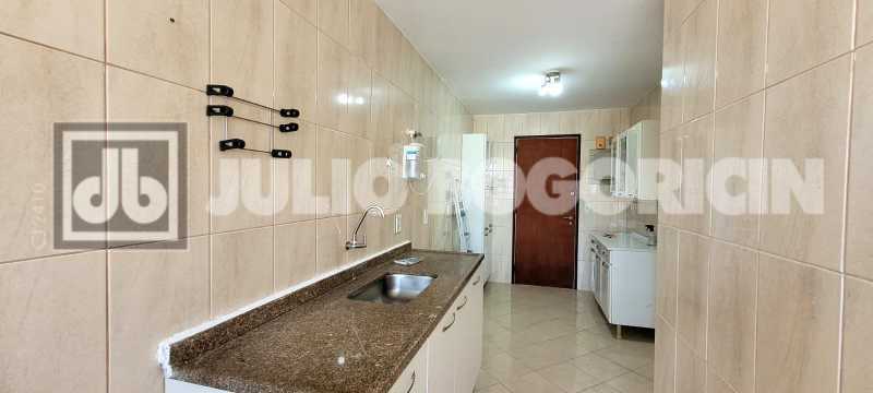 26aab205-ac55-4f4e-93d6-f68de2 - 31