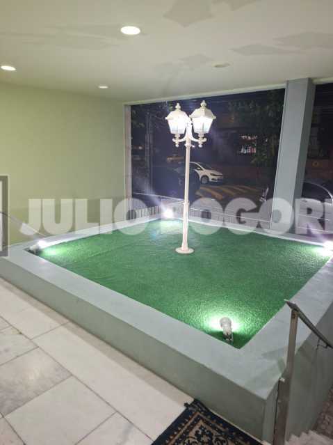 0940c0d4-abe0-4132-9f7a-ed9847 - 19