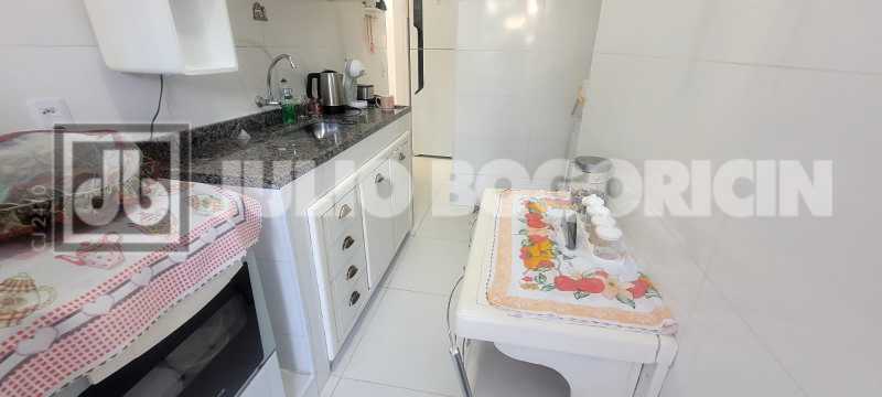 0b3a9ad1-e396-436c-9794-472b75 - 3