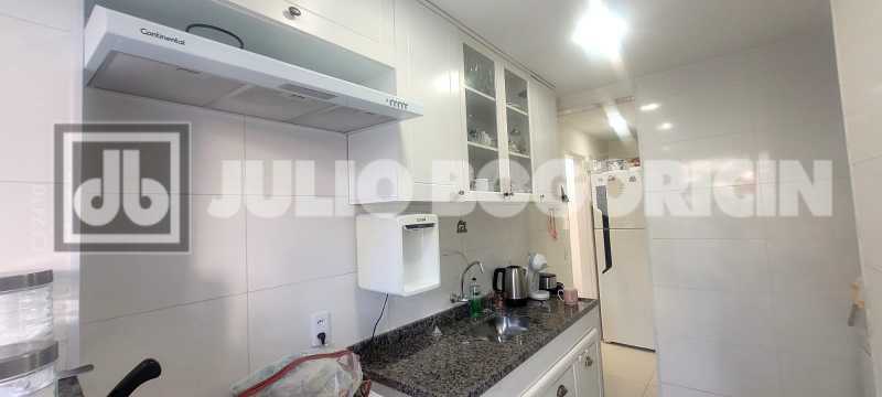 40b33724-329f-4db1-8310-80aba9 - 17