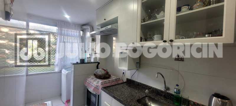 d0ce6093-86af-4ac2-97a1-59e35a - 24