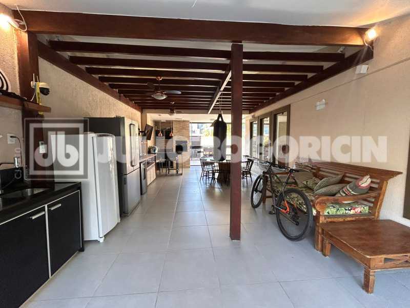 7ff5c2f8-2eef-4f00-859e-0659fb - 4