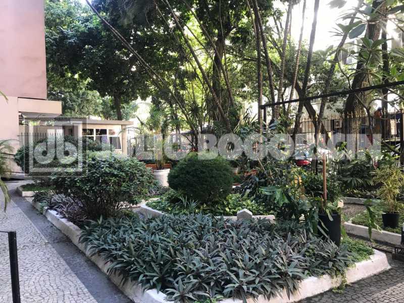 Conheça 1. do imóvel - Flamengo apartamento residencial conjugado vaga escritura reformado desocupado fundos portaria 24hs - JBF17025 - 1 1. - 1